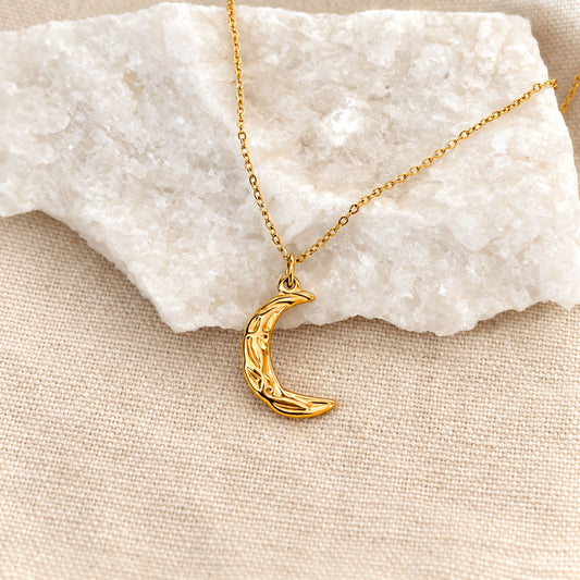 Dainty Moon Necklace